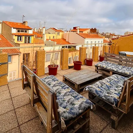 Rooftop Apartment *